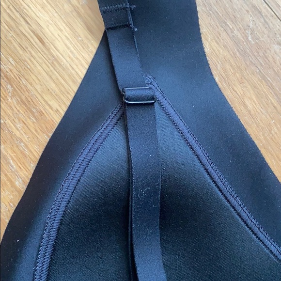 🆕 Athleta Essential Black Bra A-C - Picture 7 of 7